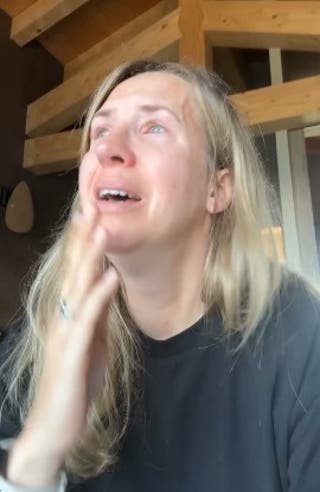 أصرت السيدة فيتزجيرالد على أنها كانت تشير فقط إلى كتبها الشخصية وليس إلى كتب المؤلف الموجودة في المتجر.